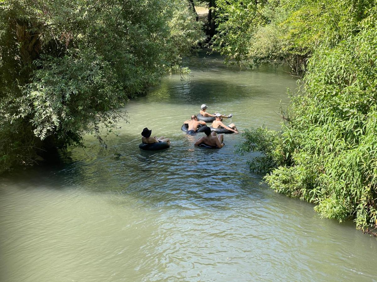 בית קסום בשדה נחמיהヴィラ エクステリア 写真